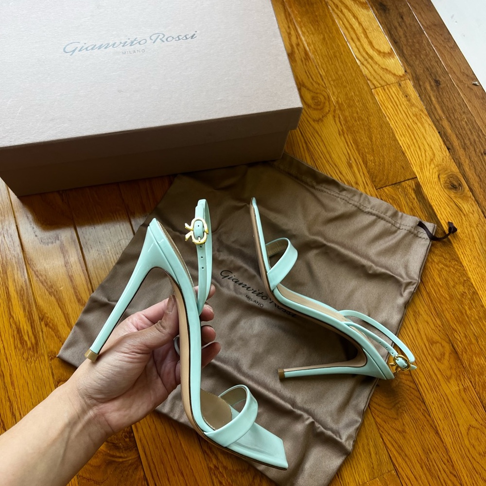 Gianvito Rossi Heels - Picture 3 of 7